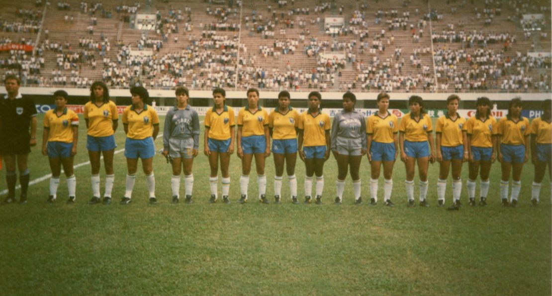 Futebol feminino no Brasil vai da proibição ao melhor momento