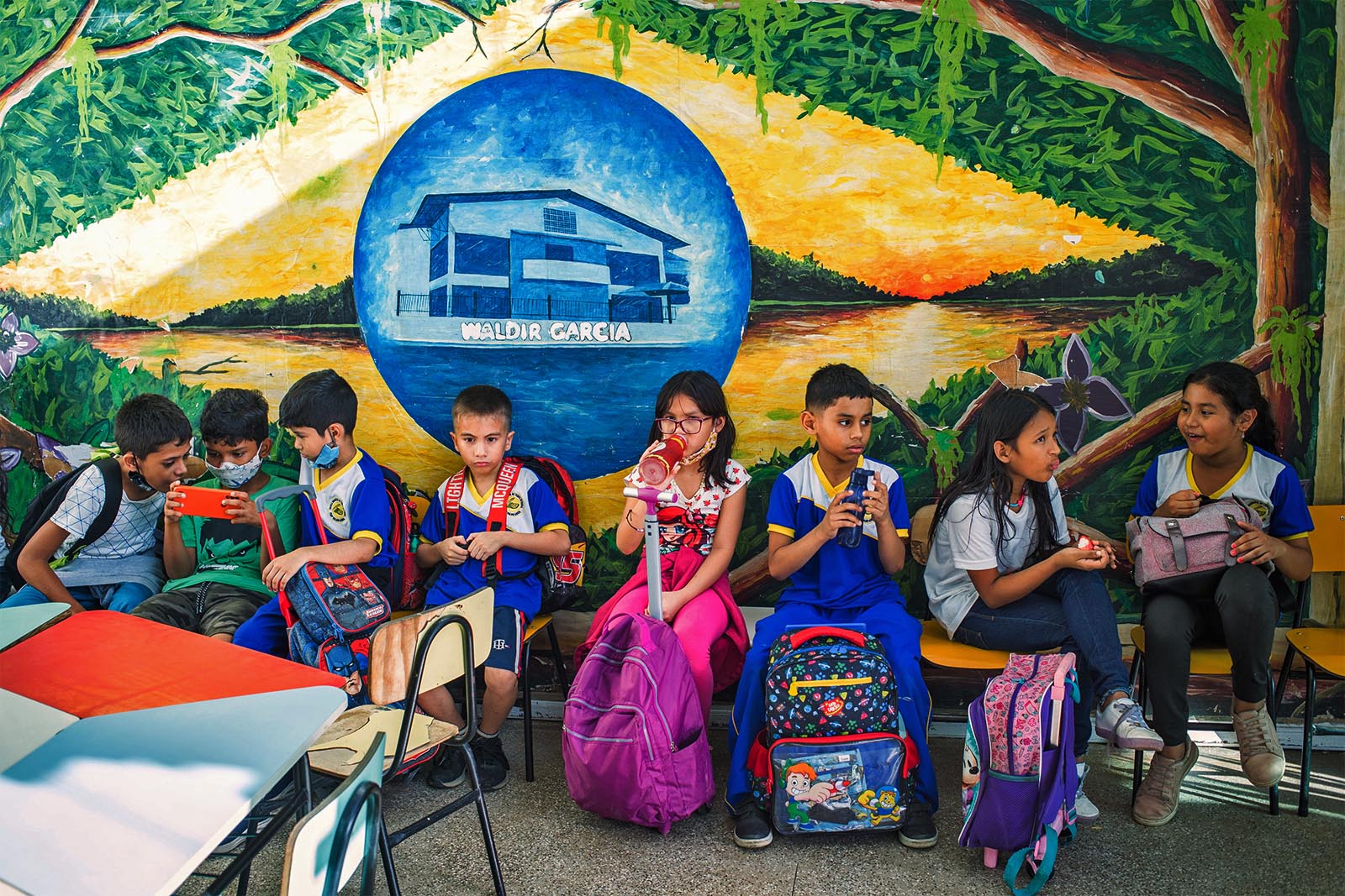 Apesar de estar em região vulnerável, escola Waldir Garcia tem Ideb alto e recebe prêmios pelo Brasil